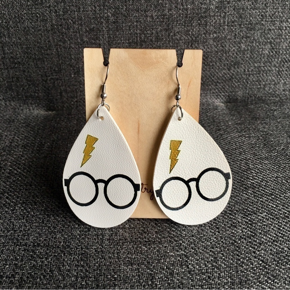 Harry Potter Leather Dangle Earrings, White, Black, Lime Green - Picture 3 of 14